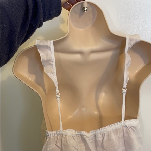 Hollister ruffle tank - Picture 6 of 7